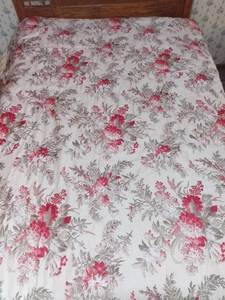 lot 4500 image: Croft and Barrow FullQueen Comforter