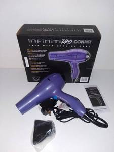 lot 4523 image: Conair Infinity Pro1875 Watt Styling Tool