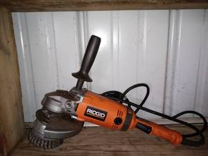 lot 1610 image: Heavy Duty Hand Held Rigid Industrial Grinder