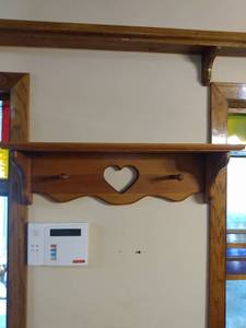 lot 2804 image: Decorative Heart Mantel
