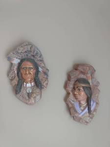 lot 7200 image: Male & Female Set Native American Indians Sittre Ceramic Prod 1981 Wall Hangings