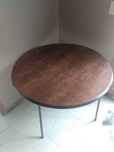 lot 7203 image: Round Cosco Pop Up Table