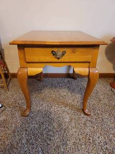 lot 56 image: Broyhill Nightstand
