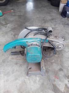lot 1514 image: Makita 10 Inch Miter Saw Model LS1020