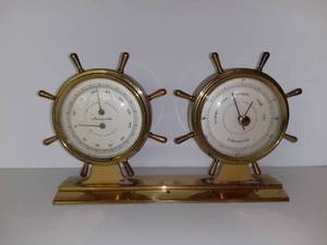 lot 5016 image: Airguide Brass Ships Wheel Barometer