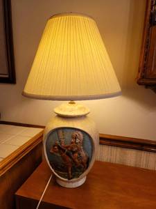 lot 5110 image: Native American Hand Painted Chief Table Lamp