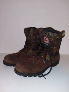 lot 6010 image: Brahma Thinsulate Boots Size 13