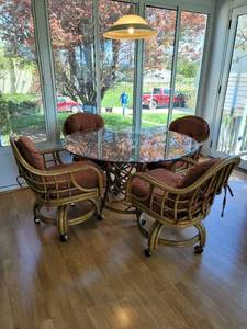 lot 11 image: Vintage Rattan Bamboo Glass Top Dinette Table with 4 Chairs