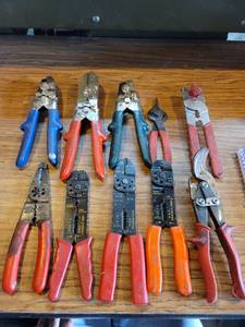 lot 1211 image: Lot of 10 Splicers and Crimpers