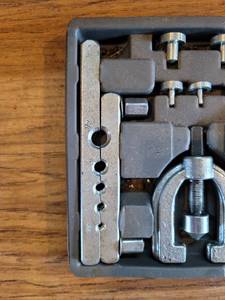 lot 1223 image: Double Flare Brake Line Kit