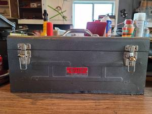 lot 1225 image: Tru- Test Toolbox - Includes Mega Lot of Sockets inside - Varies Sockets and Brands
