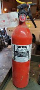 lot 1237 image: Kiddie Fire Exstinguisher