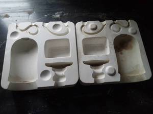 lot 1537 image: Duncan Ceramic Mold Chocolate Cup