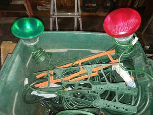 lot 1615 image: Mega Lot If Chords With Stick In Ground Lights,Chord Holders Etc