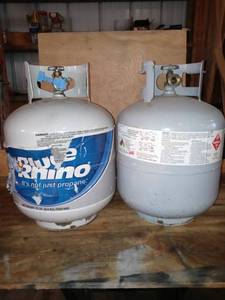 lot 1617 image: Lot Of 2 Propane Tanks One Completely Unused
