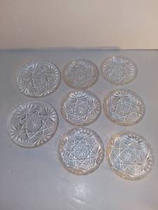 lot 2750 image: Set of 8 Glass Coasters