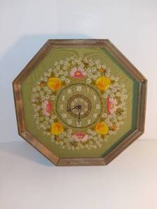 lot 4010 image: Needlepoint Battery Operated Clock