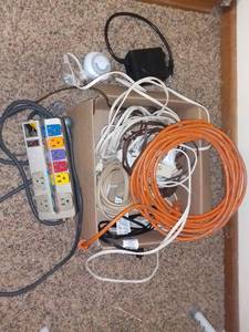 lot 6529 image: Box of Extension Cords and Timers