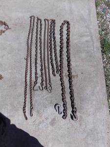 lot 1555 image: Lot of Chain