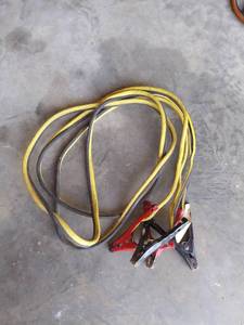 lot 1574 image: 16 Foot Jumper Cables