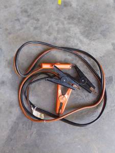 lot 1575 image: 12 Foot Jumper Cables