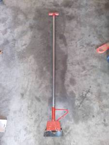 lot 1590 image: 54 x 7 Inch Heavy Duty Floor Scraper