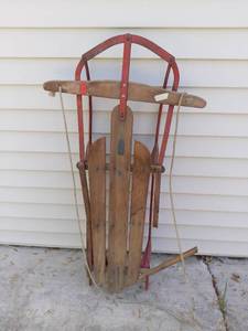 lot 1596 image: Vintage Wood Sled