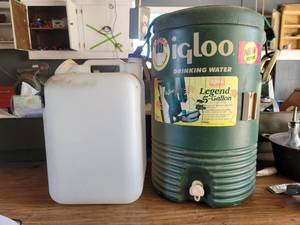 lot 9007 image: Lot of 2 Water Canteens