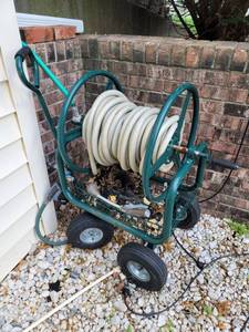 lot 9026 image: Forrest Green Hose Reel Caddy