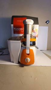 lot 9103 image: Kuvigs Centrifugal Juicer