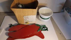 lot 9109 image: Hot Pepper Ceiling Fan