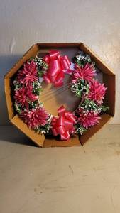lot 9116 image: Pink Flower Wreath