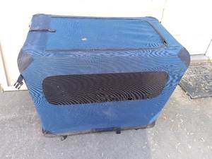 lot 9206 image: Petnation Collapsible Dog Kennel