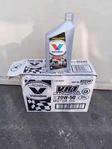 lot 9233 image: 6 Quarts of Valvoline VR1 Racing Oil 20W-50