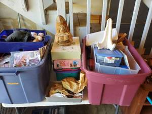 lot 10004 image: Mega Lot of Crafts. 2 Totes and Way More