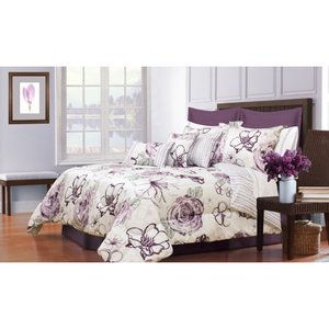 lot 3500 image: Angelique Printed 7-piece Comforter Set