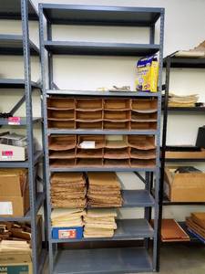 lot 32564 image: 7ft Metal Shelf