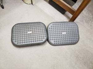 lot 32569 image: Under Desk Foot Rest