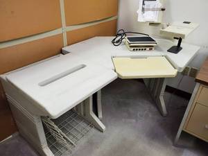 lot 32575 image: Computer Corner Work Station