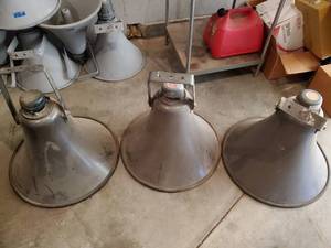 lot 32533 image: (3) 25in Horns Speakers