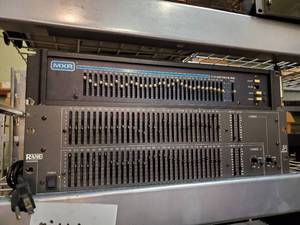 lot 35753 image: (2) Equalizers