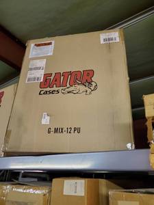 lot 35774 image: Gator Case Pop Up Mixer Case G-Mix-12 PU