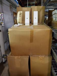 lot 35819 image: (1400) Check Stand Mounts