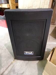 lot 35822 image: Anchor Explorer Battery Powered Speaker