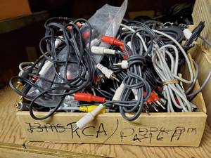 lot 35837 image: RCA Patch Cables