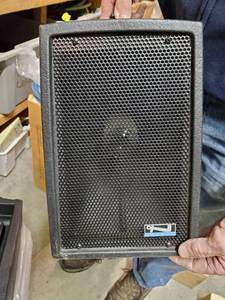 lot 35852 image: (2) Speaker Anchor Portable PA System