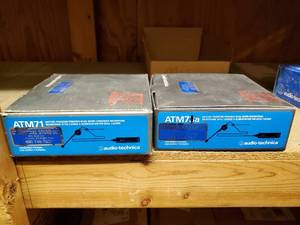 lot 35860 image: (2) Wired Headset Mics, Wired LAV Mic, Shure 849 Condenser Mic, Shure 869 Mic