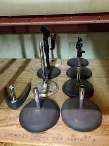 lot 35885 image: Microphone Desk Stands