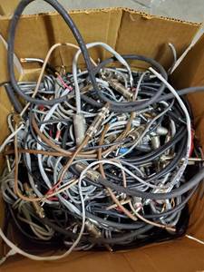 lot 35894 image: Cut 14in Cables