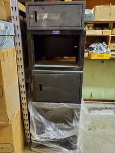 lot 35896 image: 4 Rack Cabinet, (2) 7 Rack Cabinet, 14 Space Rack Cabinet